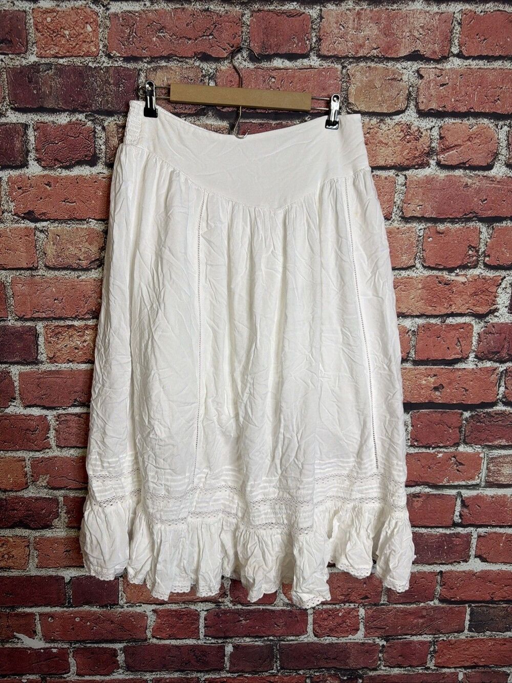 American Eagle Women’s White Skirt Large Layered Boho